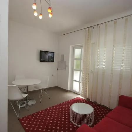 Irena Krk Apartament Krk Town